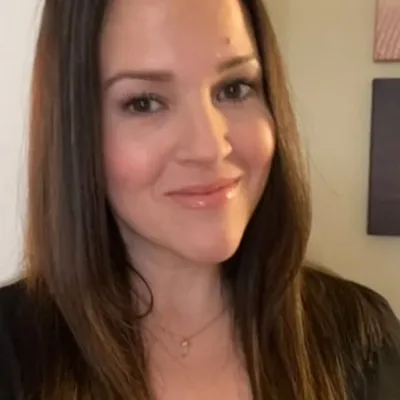 Lindsay Instagram profile photo