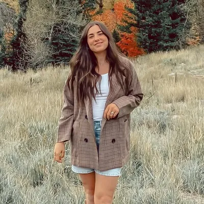 Lindsay Thomas profile
