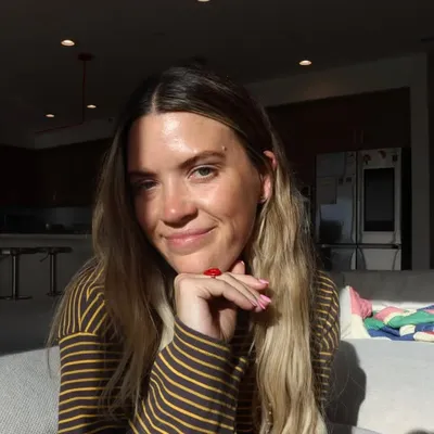 Lindsay Johnson profile