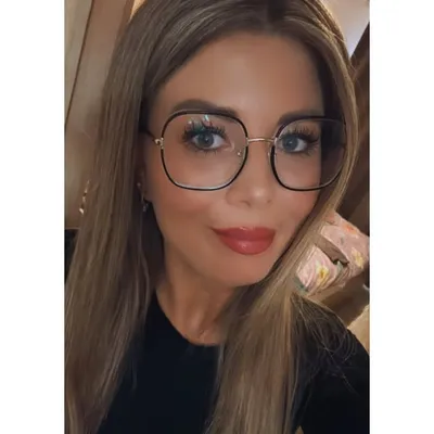 Lindsy Van Ginneken profile