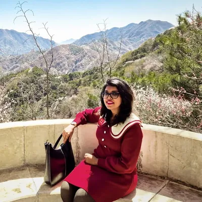 Lini Bivera profile