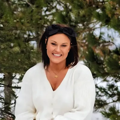 Lindsey Marlowe profile