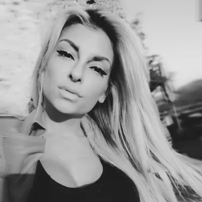 ⠀ ⠀ ⠀ ⠀ ⠀ ⠀ⓁⒾⓈⒶ ⒻⓇⒺⒾⒹⒾⓃⒼⒺⓇ profile
