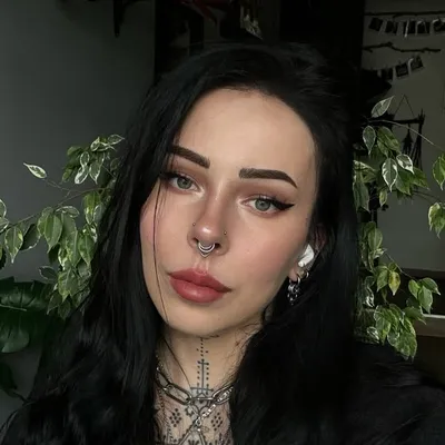 Lisa Gründling | Tattoo Artist
