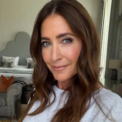 Lisa Snowdon profile