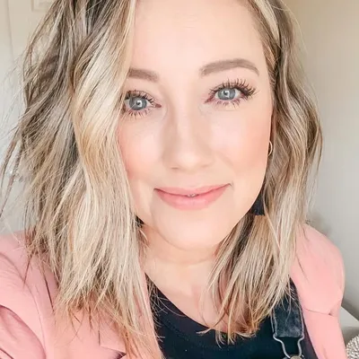 Lisa Medina profile