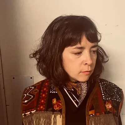 Lisa O'Neill profile