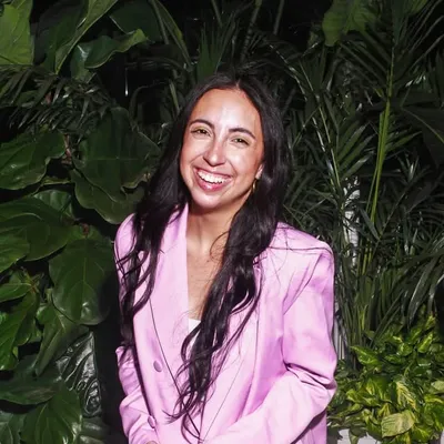 Lissette Calveiro | Latina Creator & Speaker profile