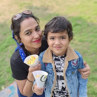 Moni and Ryan -Lifestyle Food blogger and Baby influencer profile