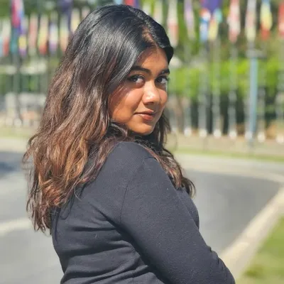 Simone | social media manager profile