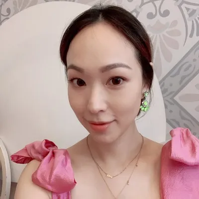 劉喆瑩 profile