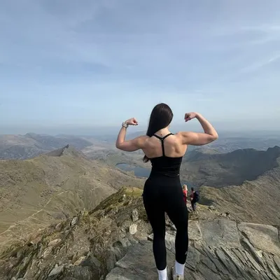 Liv Griffiths | Online Fitness Coach and PT profile