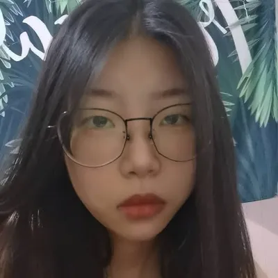 Livia Xiong profile