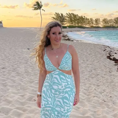 Michelle ๐ Wells profile