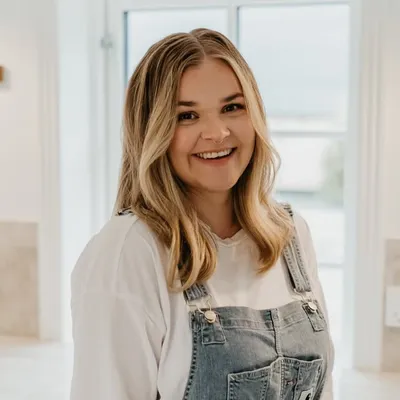 Liv Martine profile