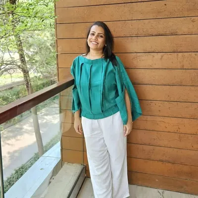 Liza Saha profile