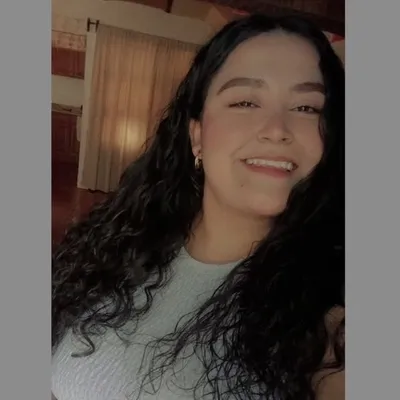 Liza Valeria Alonso profile