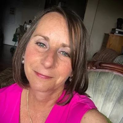 Liz Biro profile