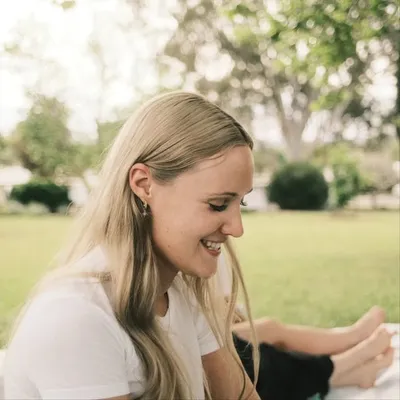 Alizah Merkel profile