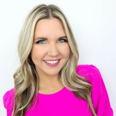 Liz Fenwick DIY profile