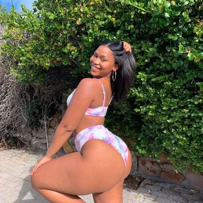 Luvia Faye profile