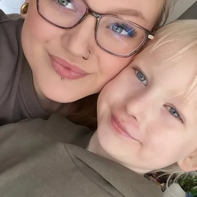 Lauren Nosworthy ๐ profile