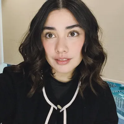 Lauren Young profile