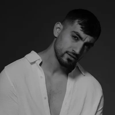 loai_official profile