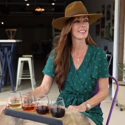 Elizabeth | Local E Lizzie profile