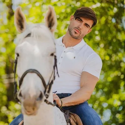 localmensfashion profile