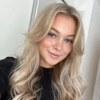 Lois Lillian | Social Media Creative + Illustrator profile
