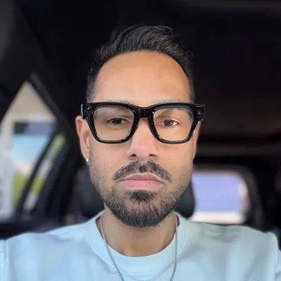 Luis Carrion profile