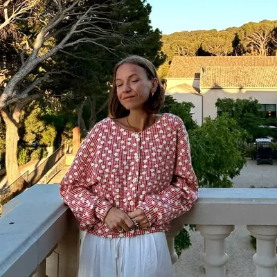 Lola profile