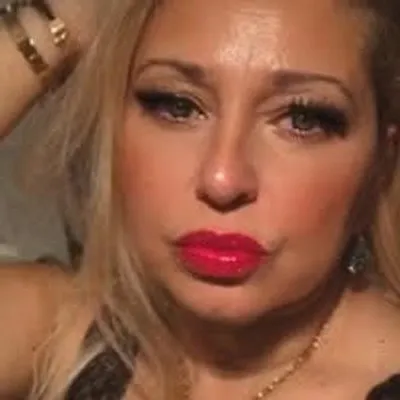 Λόλα Χειράκη profile