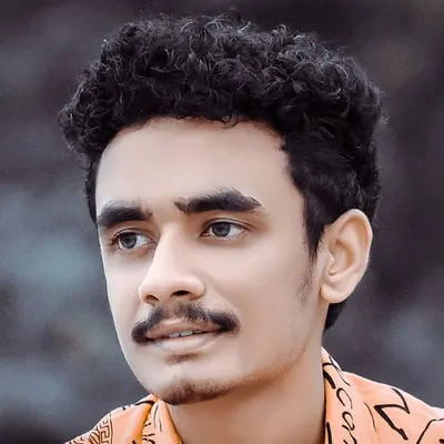 👑Lomesh R Divakar💙 profile