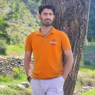 Lone Waseem profile