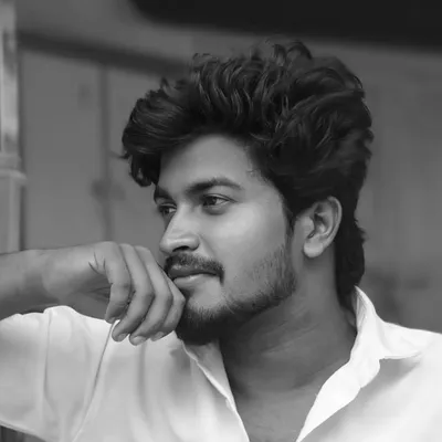 L D ๐๏ธ profile
