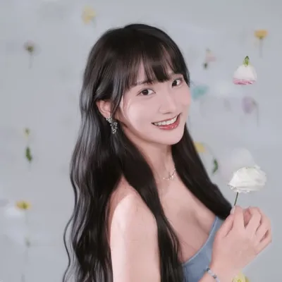 小蘿 Lor profile