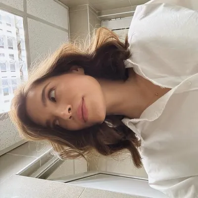 Lora Dobreva profile