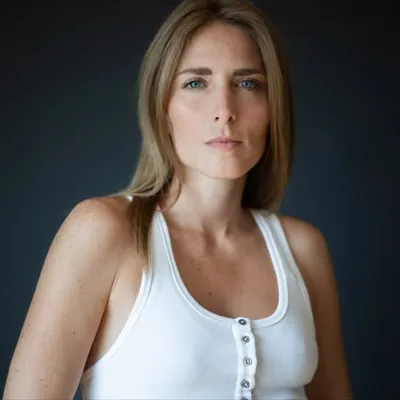 Lorena Del Castillo | Actriz & escritora profile