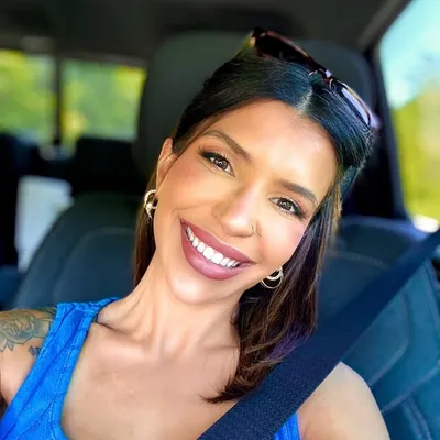 LORENNA GOMES 🎤🧿 profile
