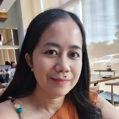 Lorie Hernando | Momfluencer ✨ profile