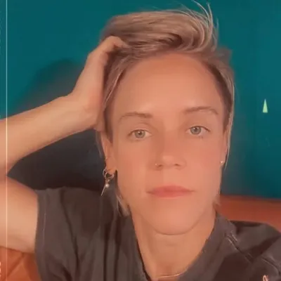 Lori Lindsey (she/her) ๐ณ๏ธโ๐ profile