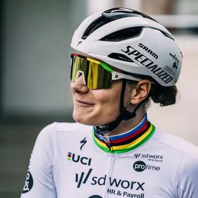 Lotte Kopecky profile