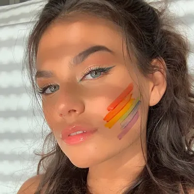 Lou profile