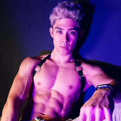 ๐๐ข๐จ๐๐ฆ ๐ฆ๐จ๐ profile