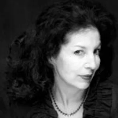 Louise Fili profile