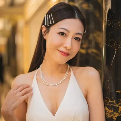 Lou lou louise wong profile