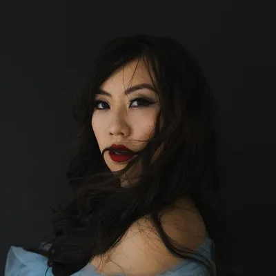 Lily profile