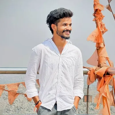Veeru Nayak 🌏🧿 profile